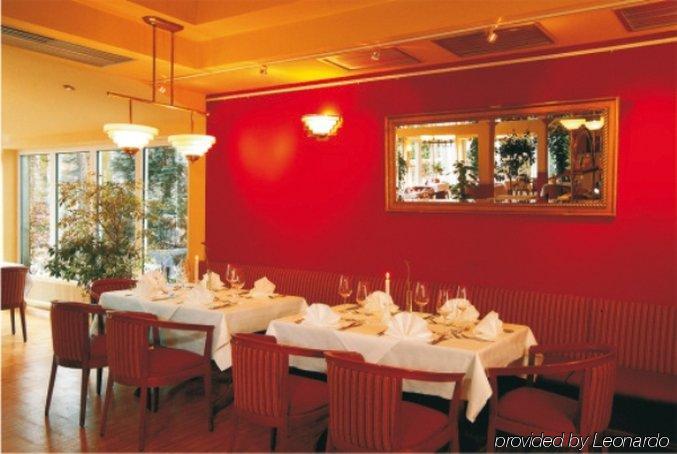 Biohotel Am Lunik Park Hohen Neuendorf Restaurant photo